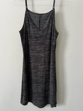 Gentle Gawn Fitted Dress